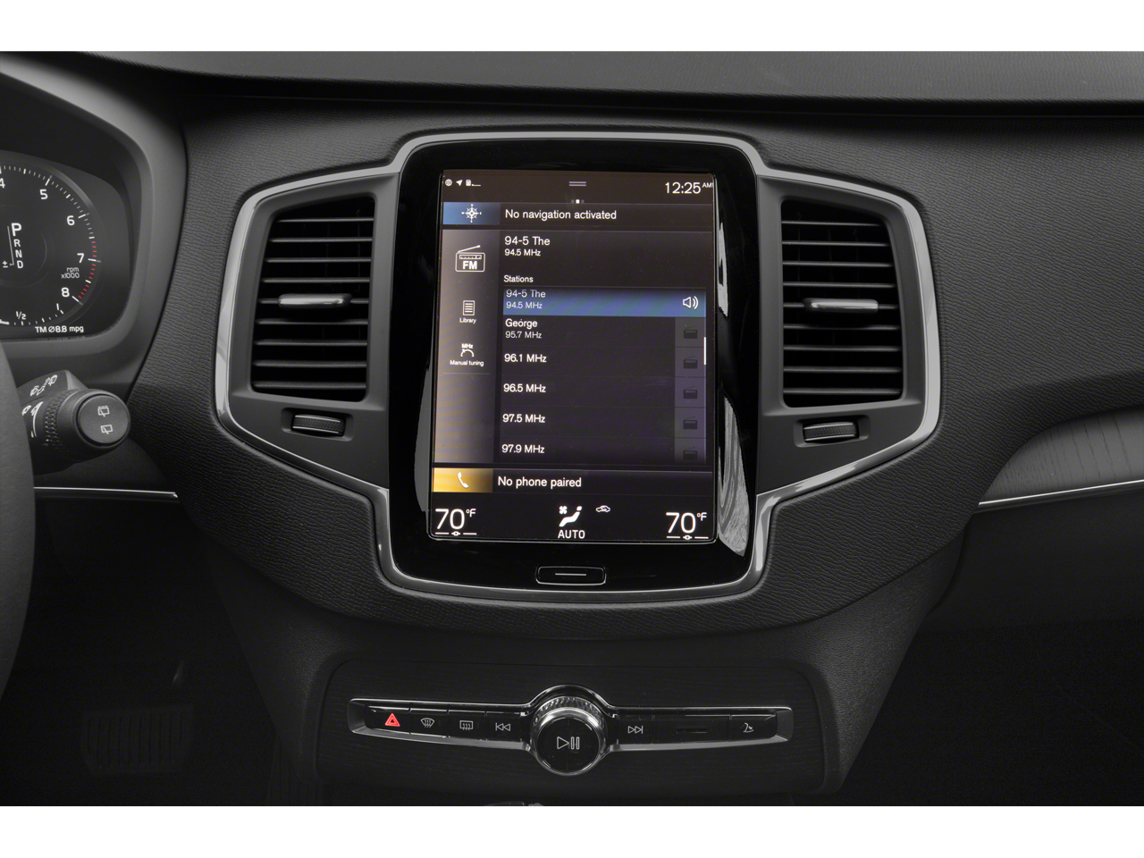 2021 Volvo XC90 Momentum
