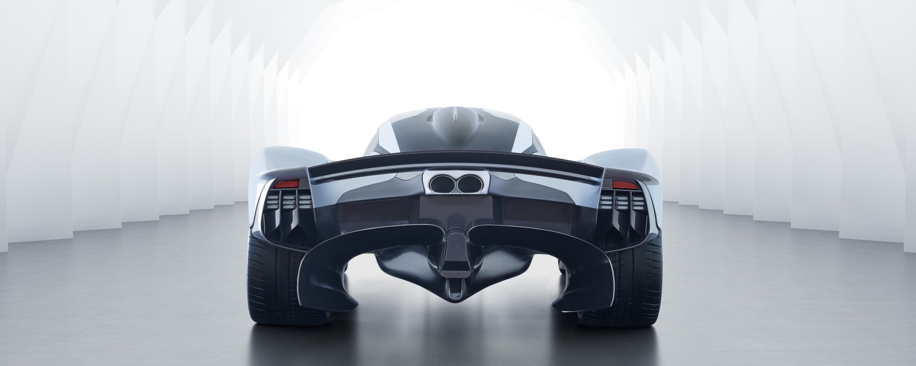 Aston Martin Media 2