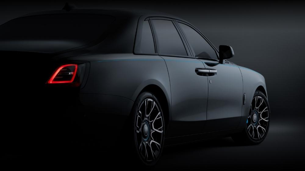 Rolls-Royce Black Badge Ghost in Grey with Blue Details