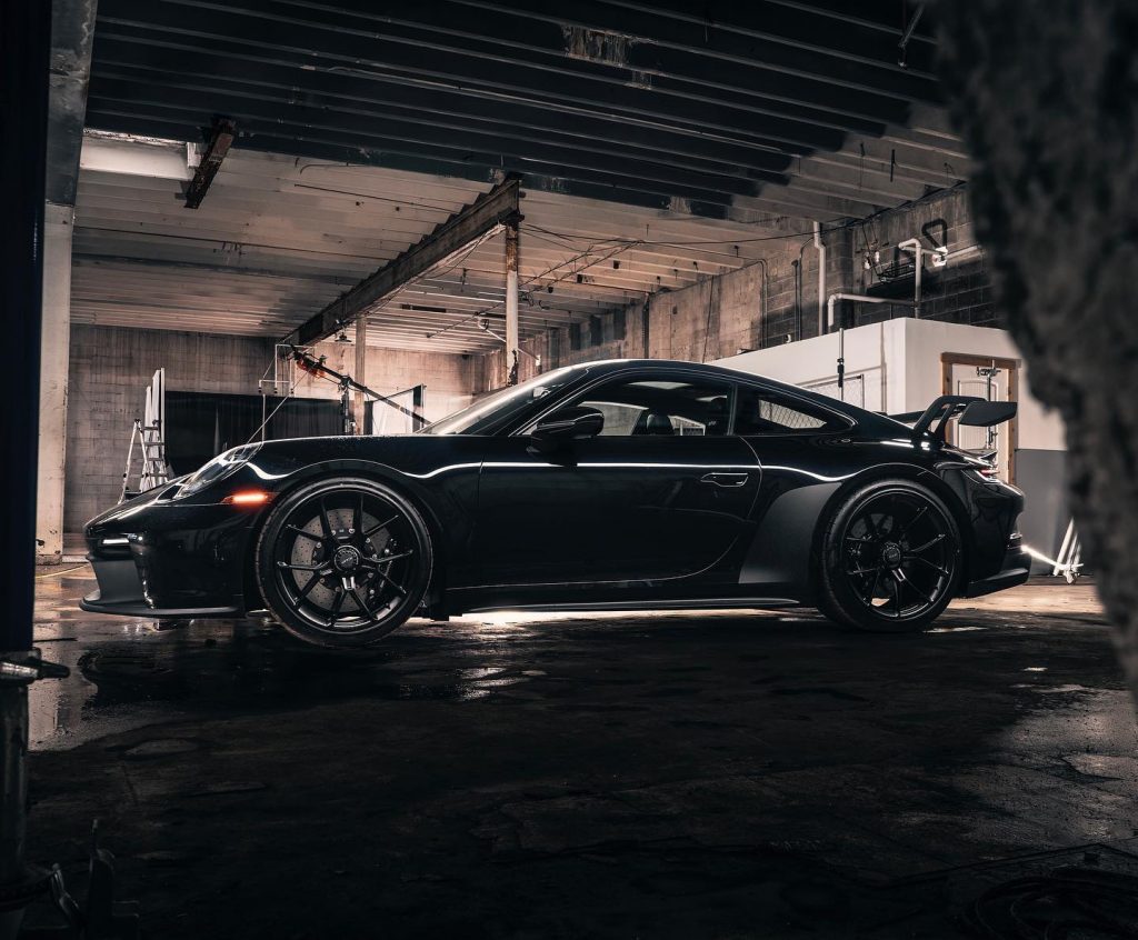 triple black Porsche 911 GT3