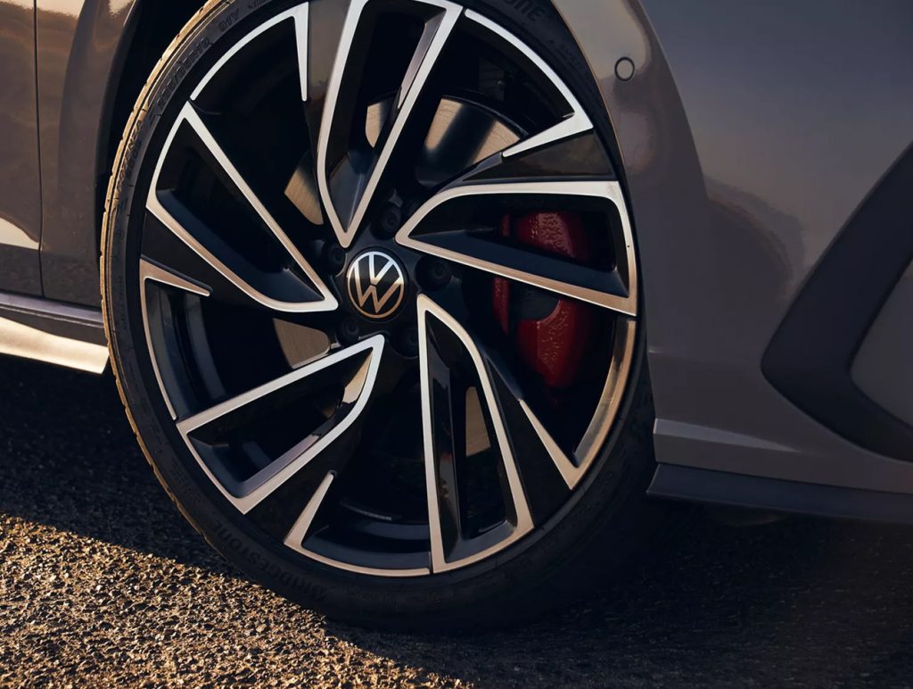 Volkswagen Golf tires