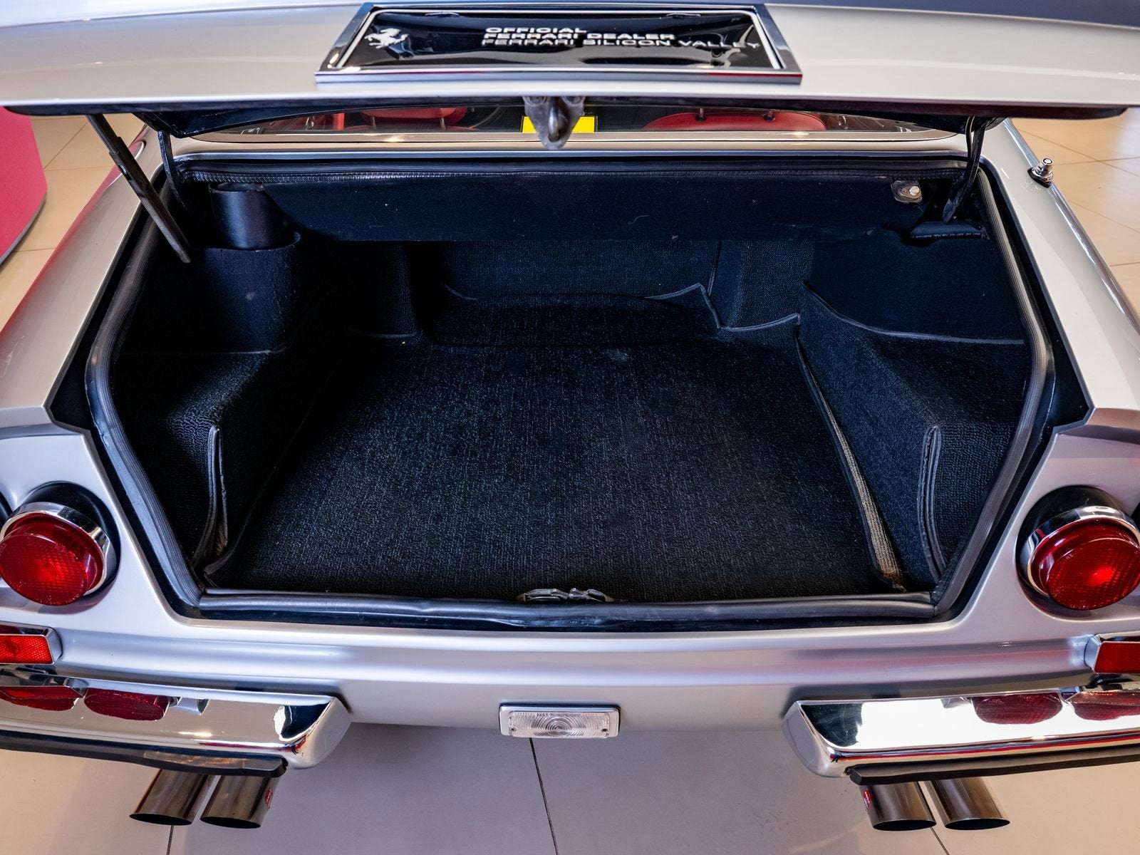 1971 Ferrari 365 GTB4 Base