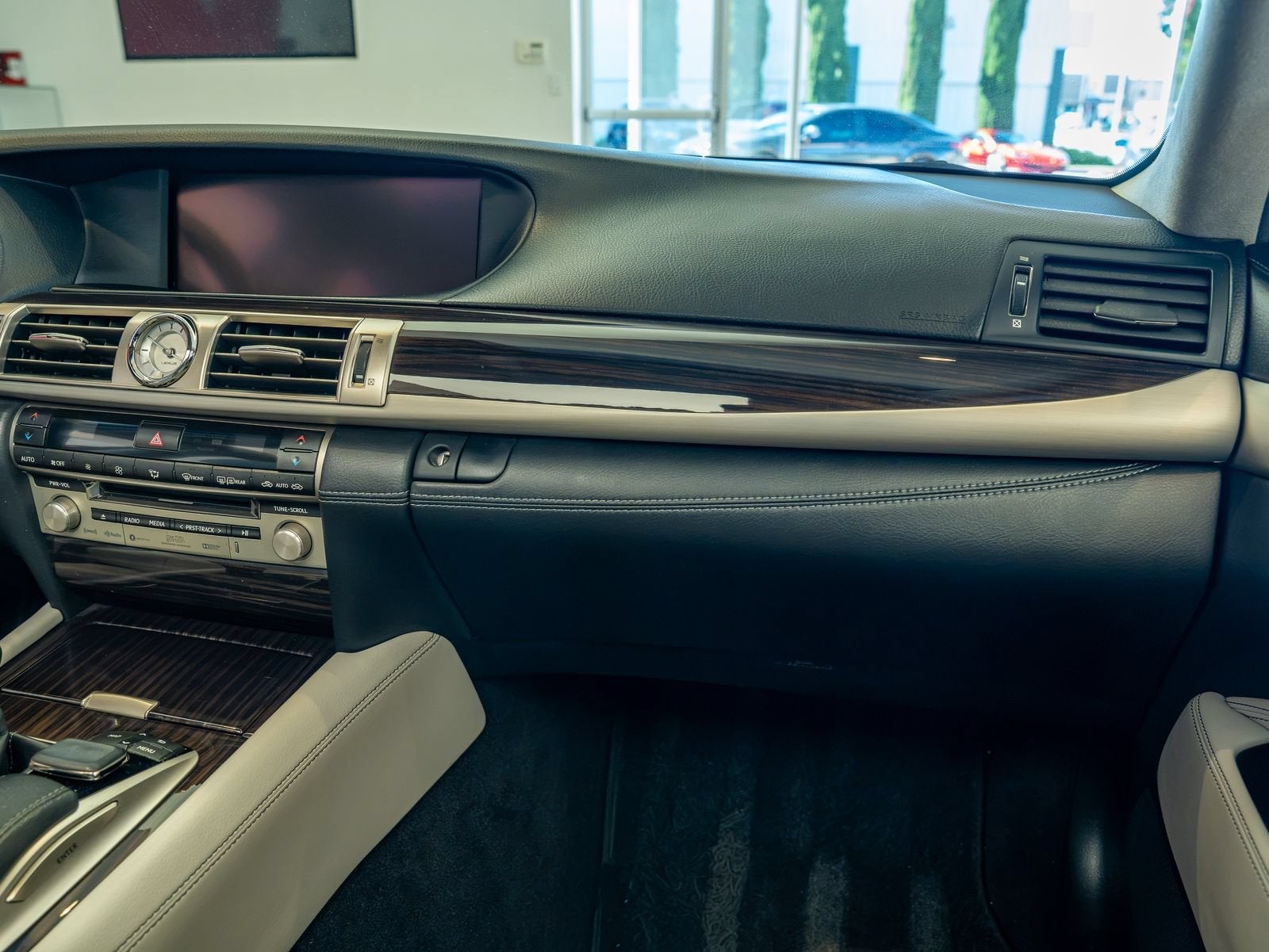 2016 Lexus LS 460