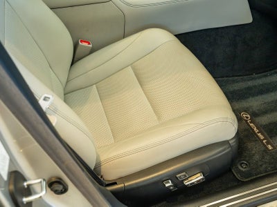 2016 Lexus LS 460