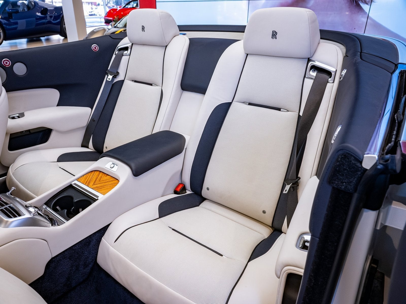 2018 Rolls-Royce Dawn 