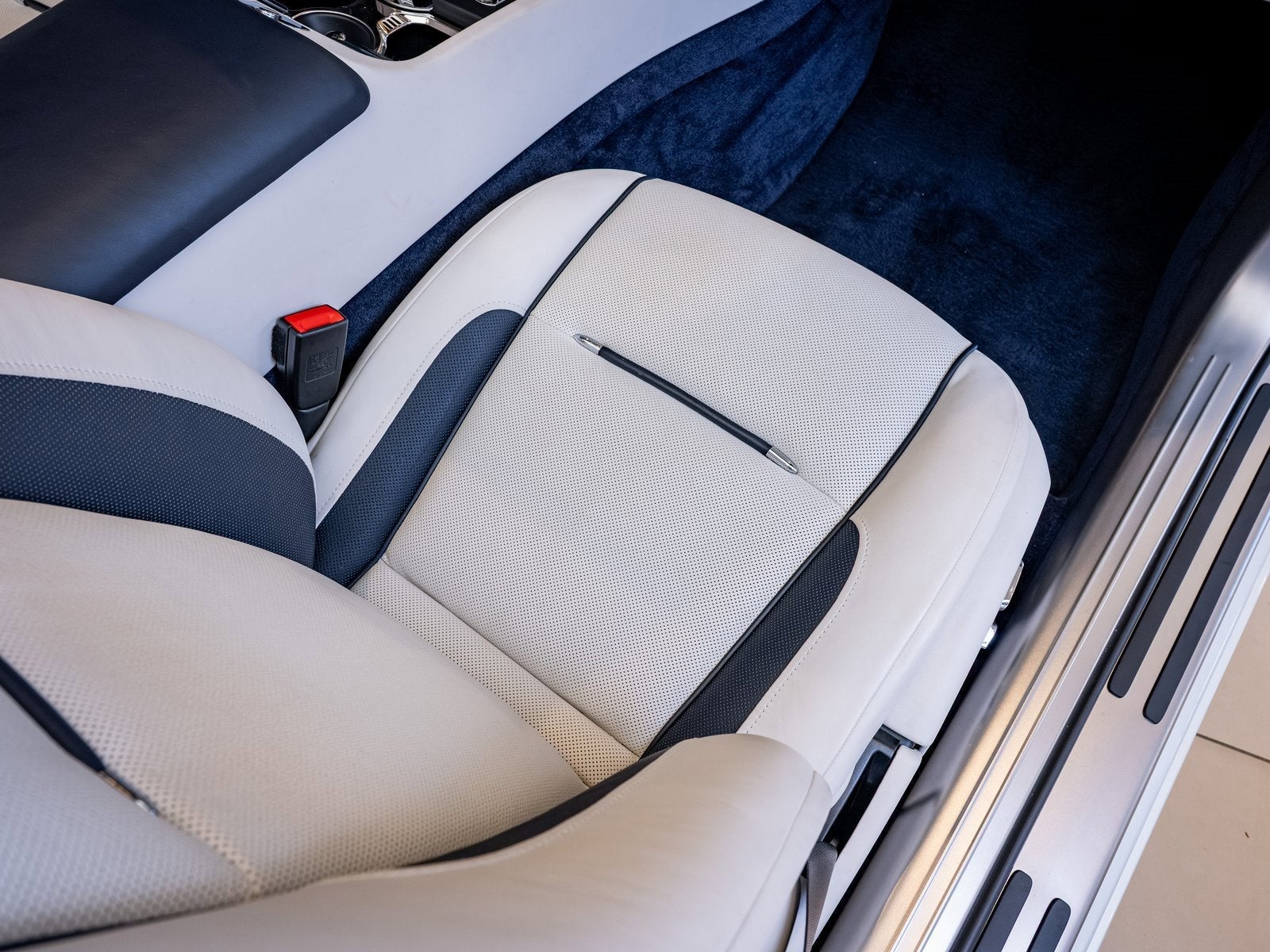 2018 Rolls-Royce Dawn 