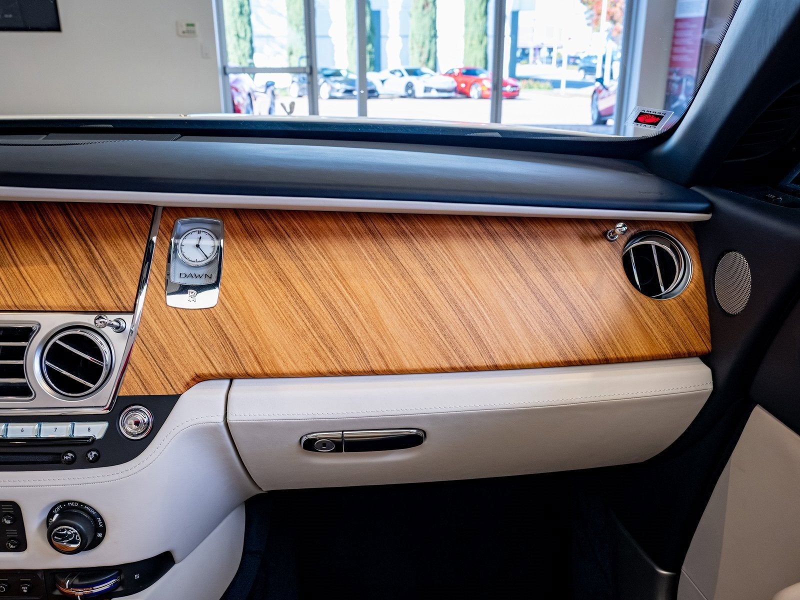 2018 Rolls-Royce Dawn 