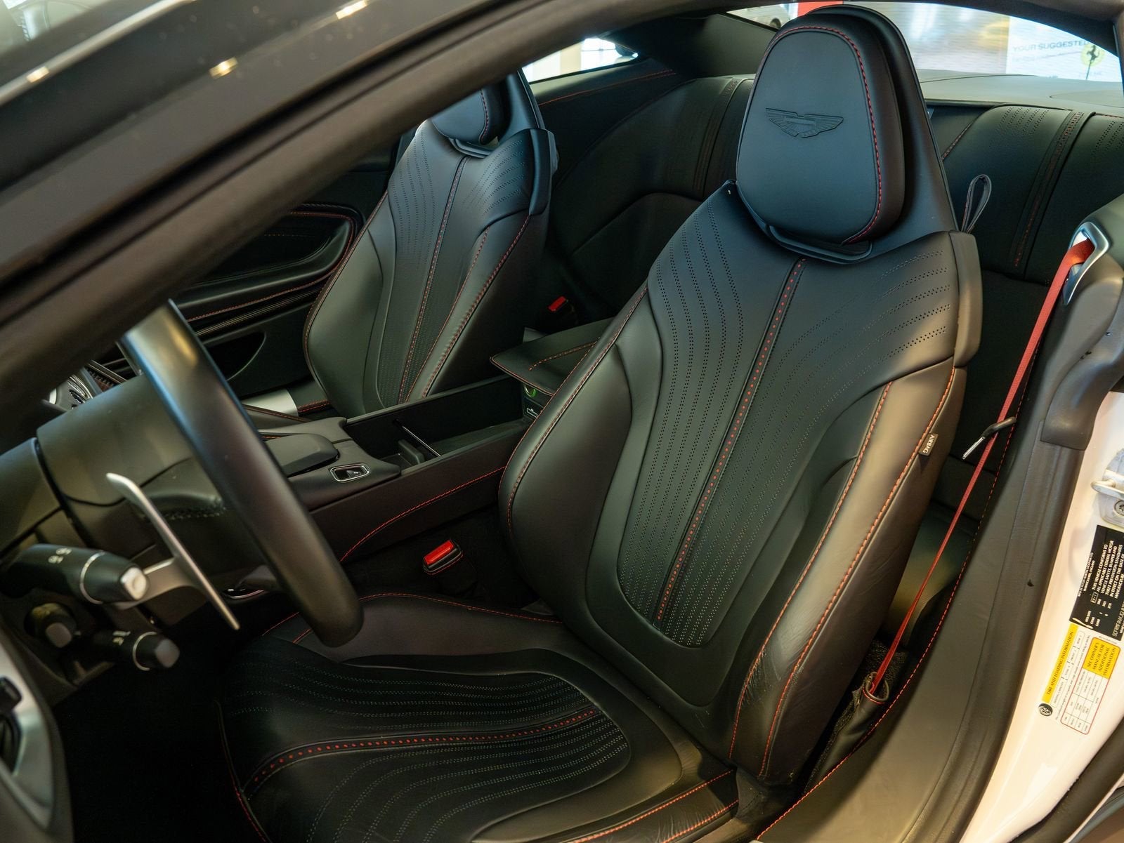 2018 Aston Martin DB11 Base
