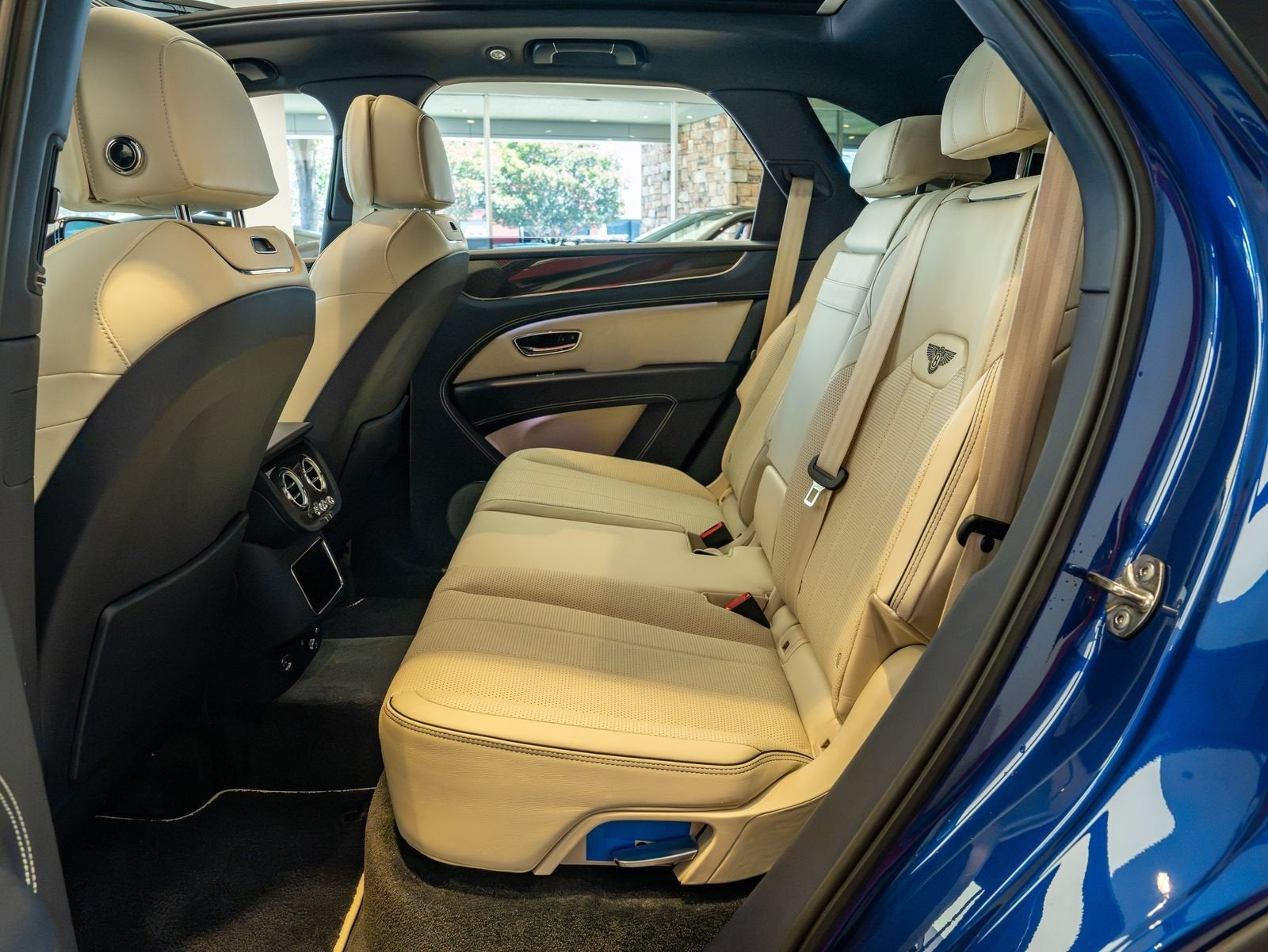 2022 Bentley Bentayga V8