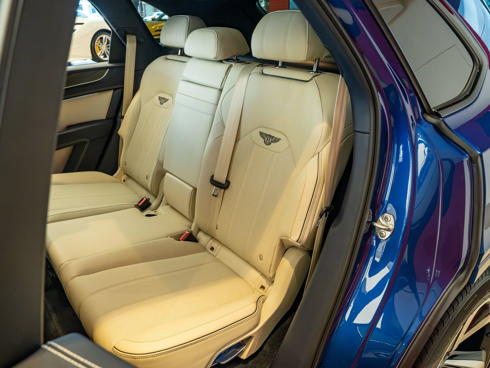 2022 Bentley Bentayga V8
