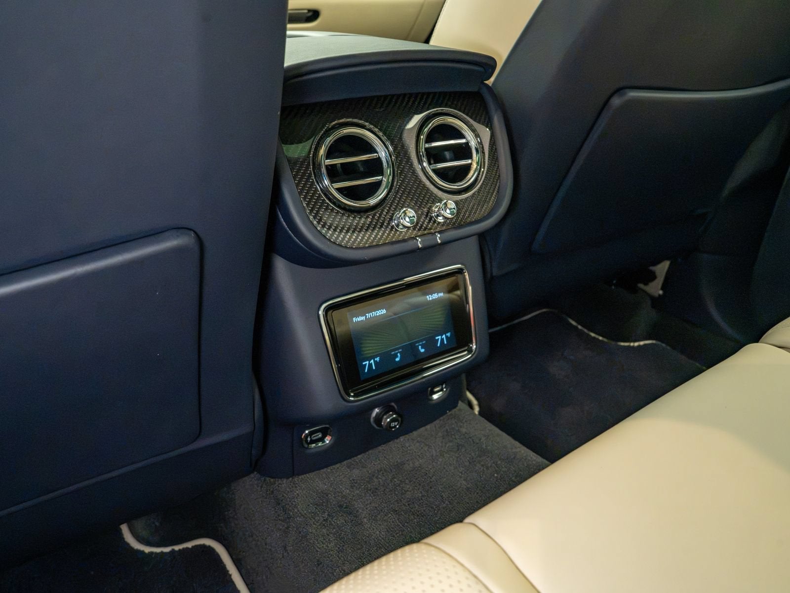 2022 Bentley Bentayga V8