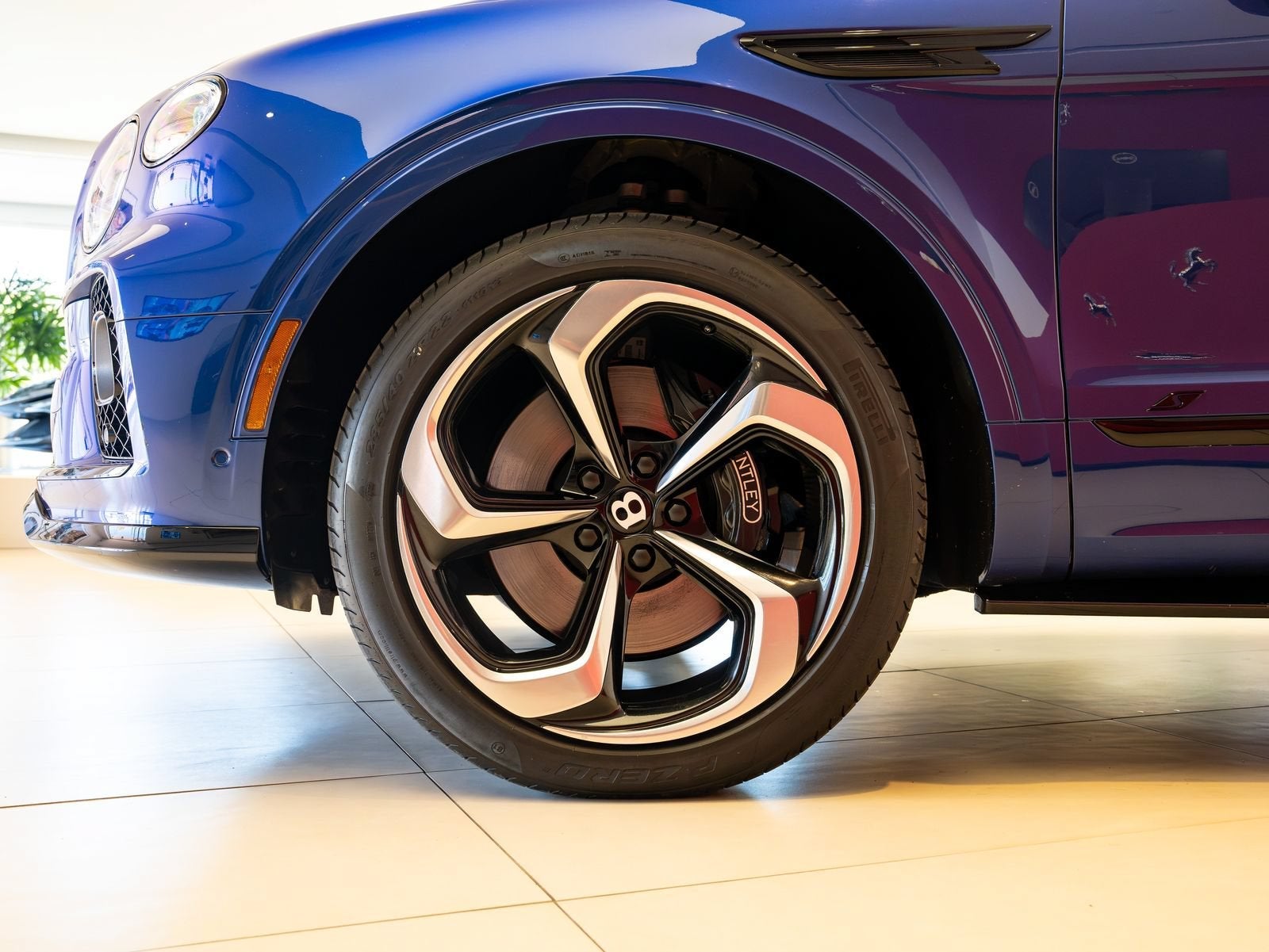 2022 Bentley Bentayga V8