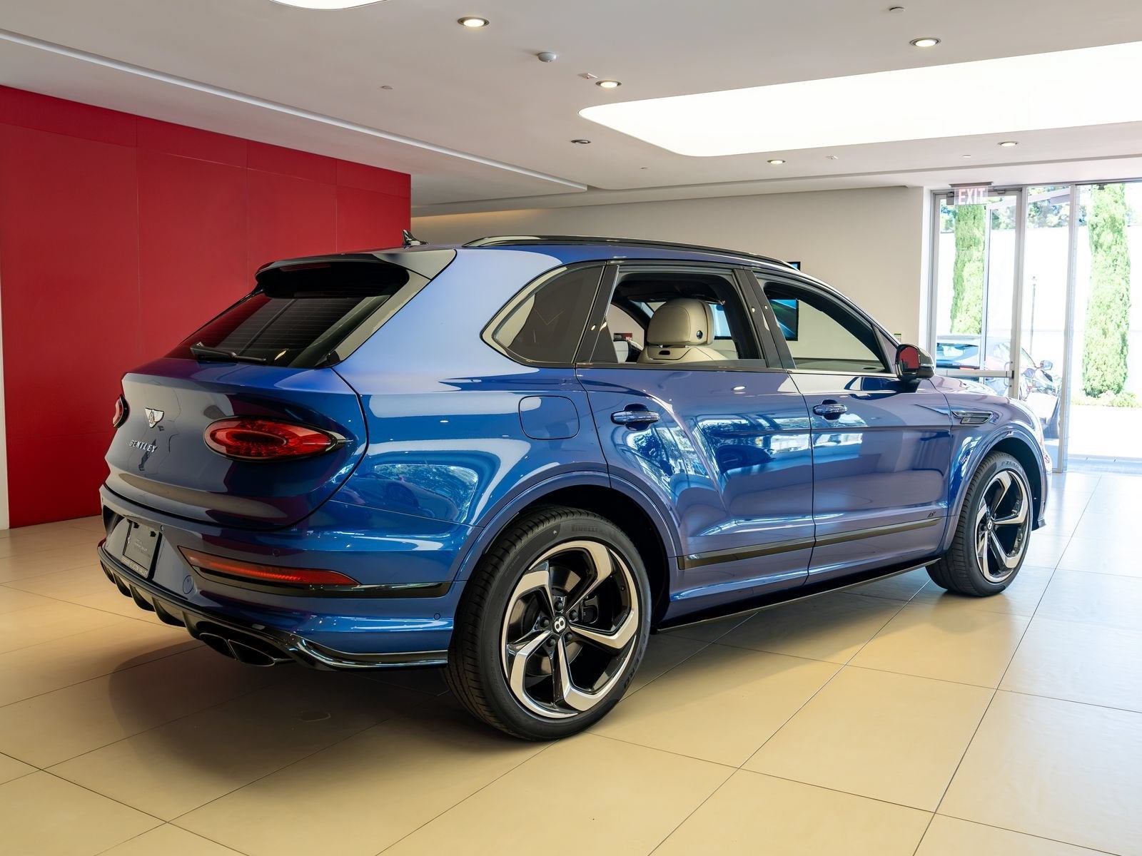 2022 Bentley Bentayga V8