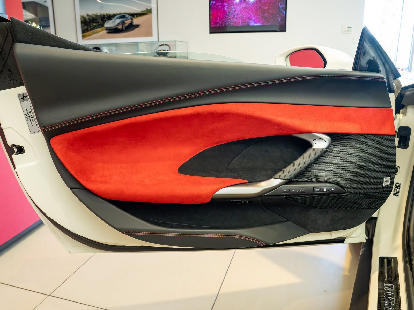 2025 Ferrari 296 GTS Base
