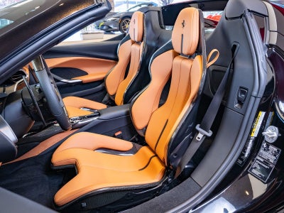 2025 Ferrari 296 GTS Base