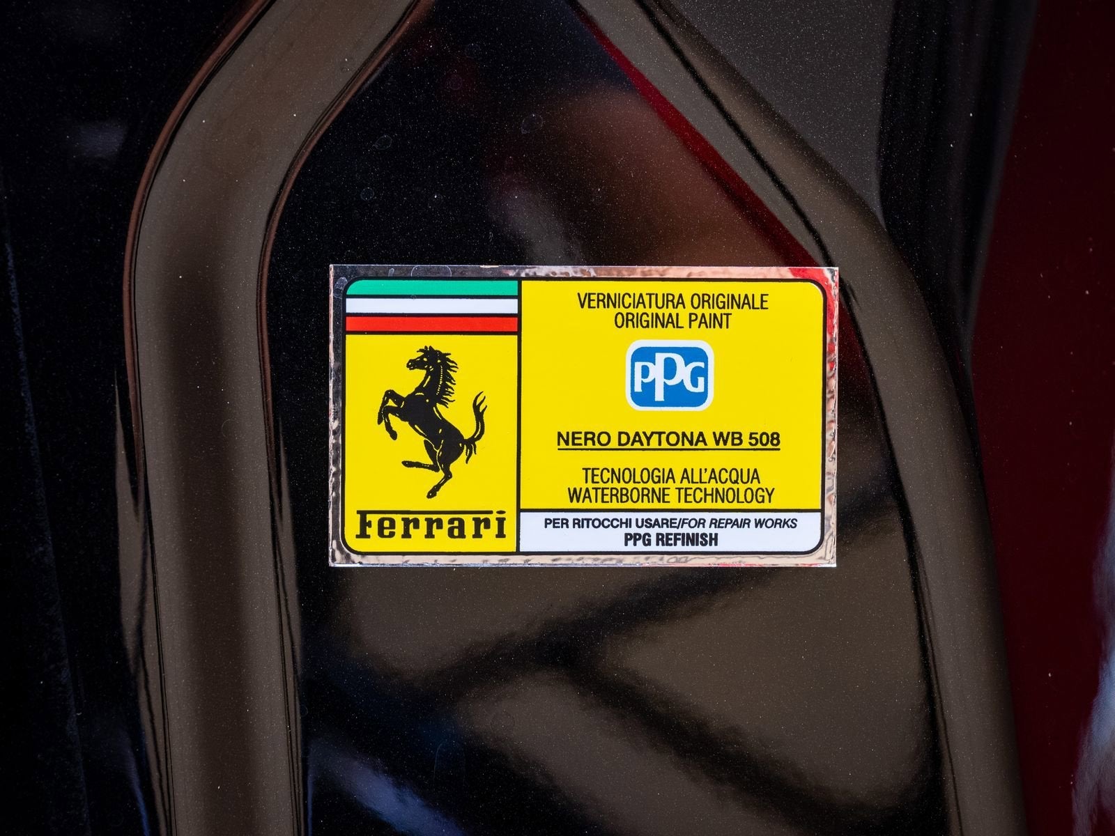 2025 Ferrari 296 GTS Base