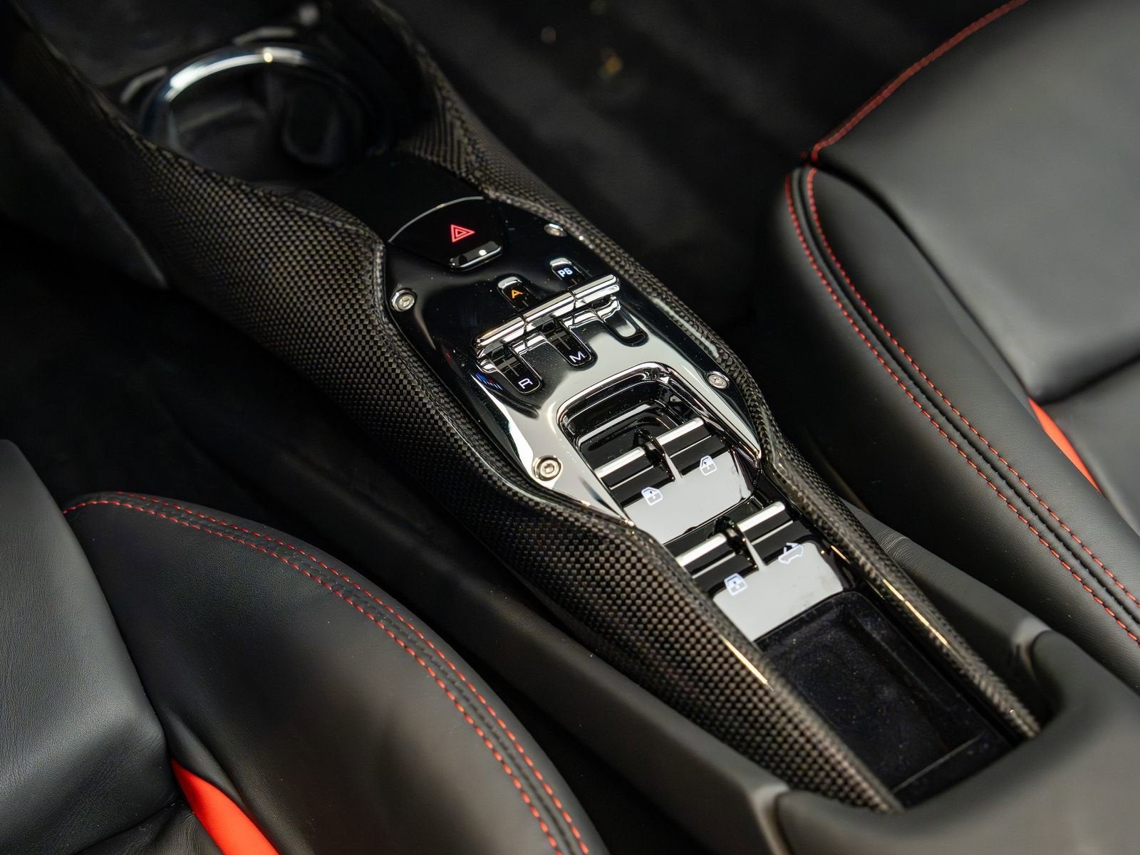 2024 Ferrari 296 GTS Base