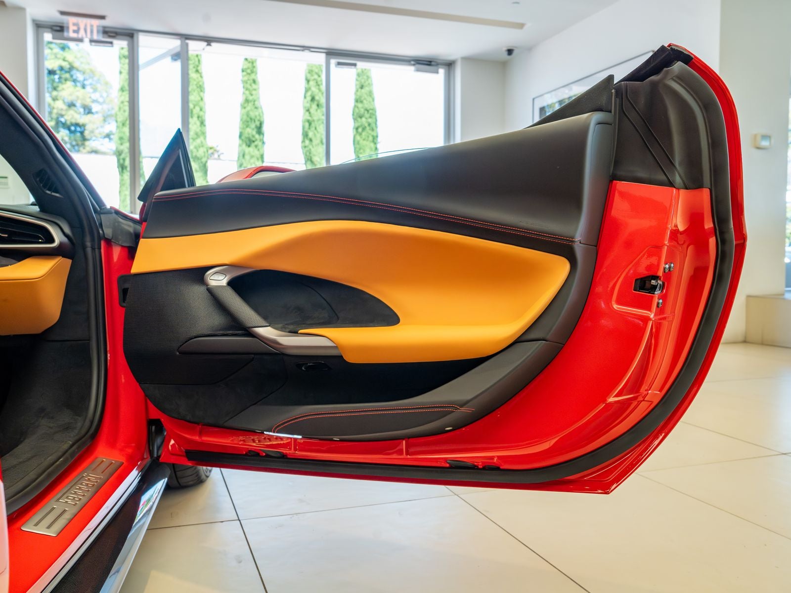 2025 Ferrari 296 GTS Base