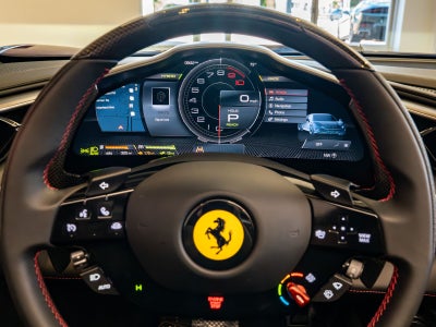2025 Ferrari 296 GTS Base