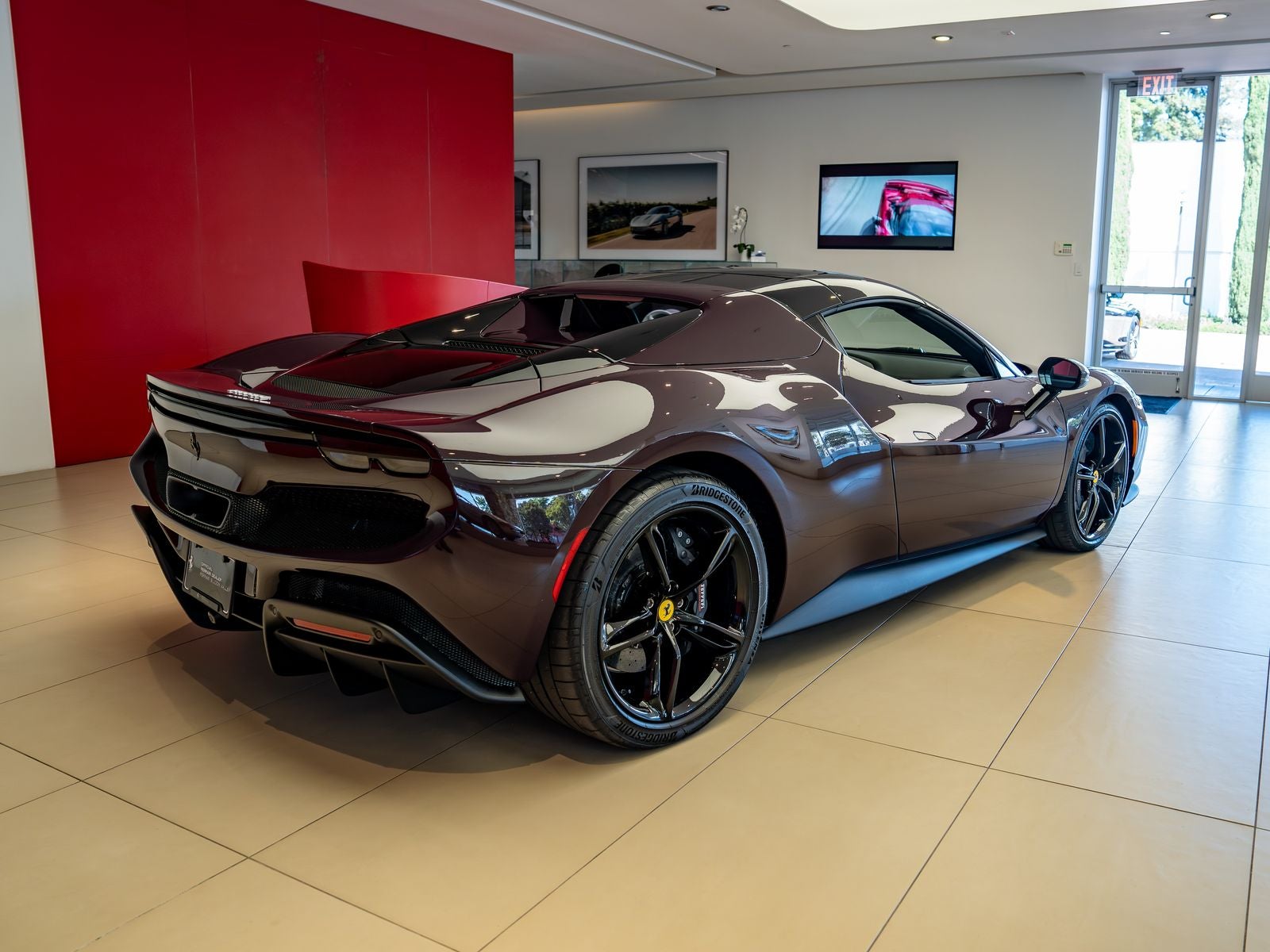 2025 Ferrari 296 GTS Base