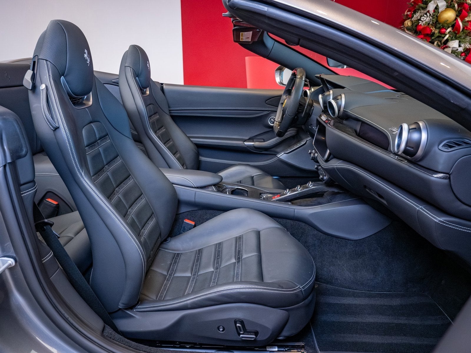 2022 Ferrari Portofino M Base