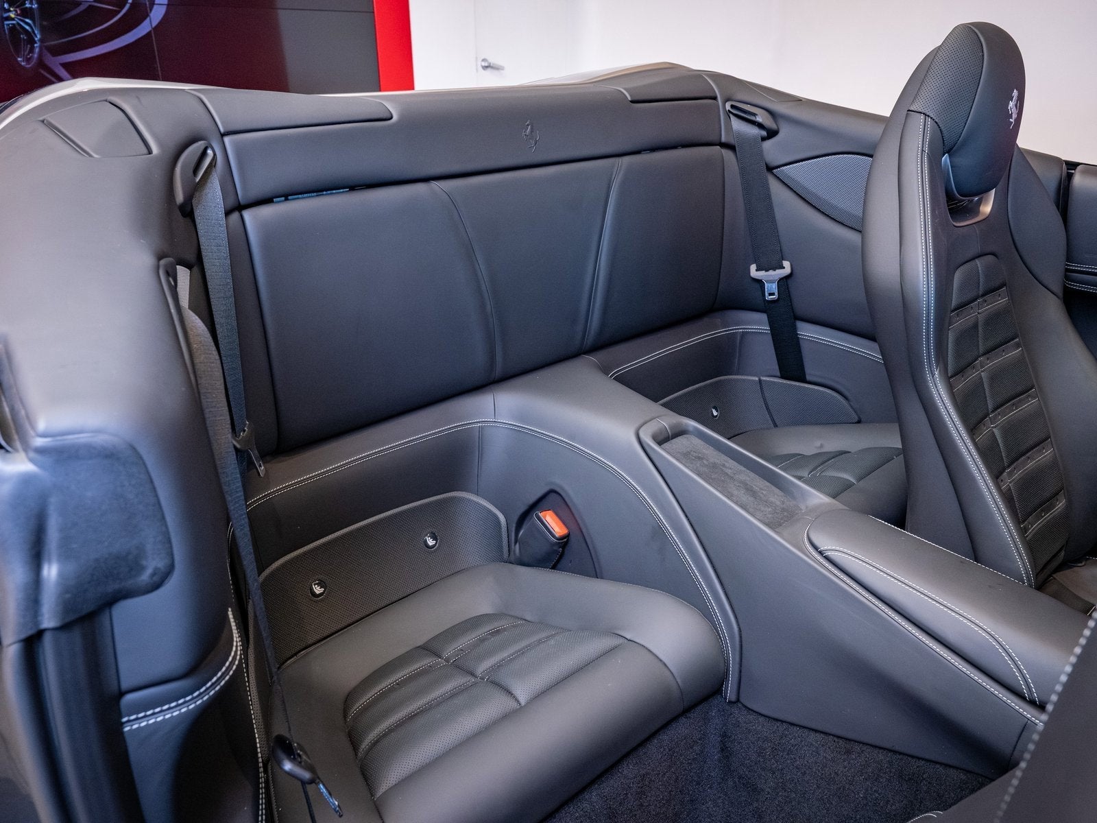 2022 Ferrari Portofino M Base