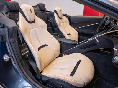 2024 Ferrari Roma Spider Base