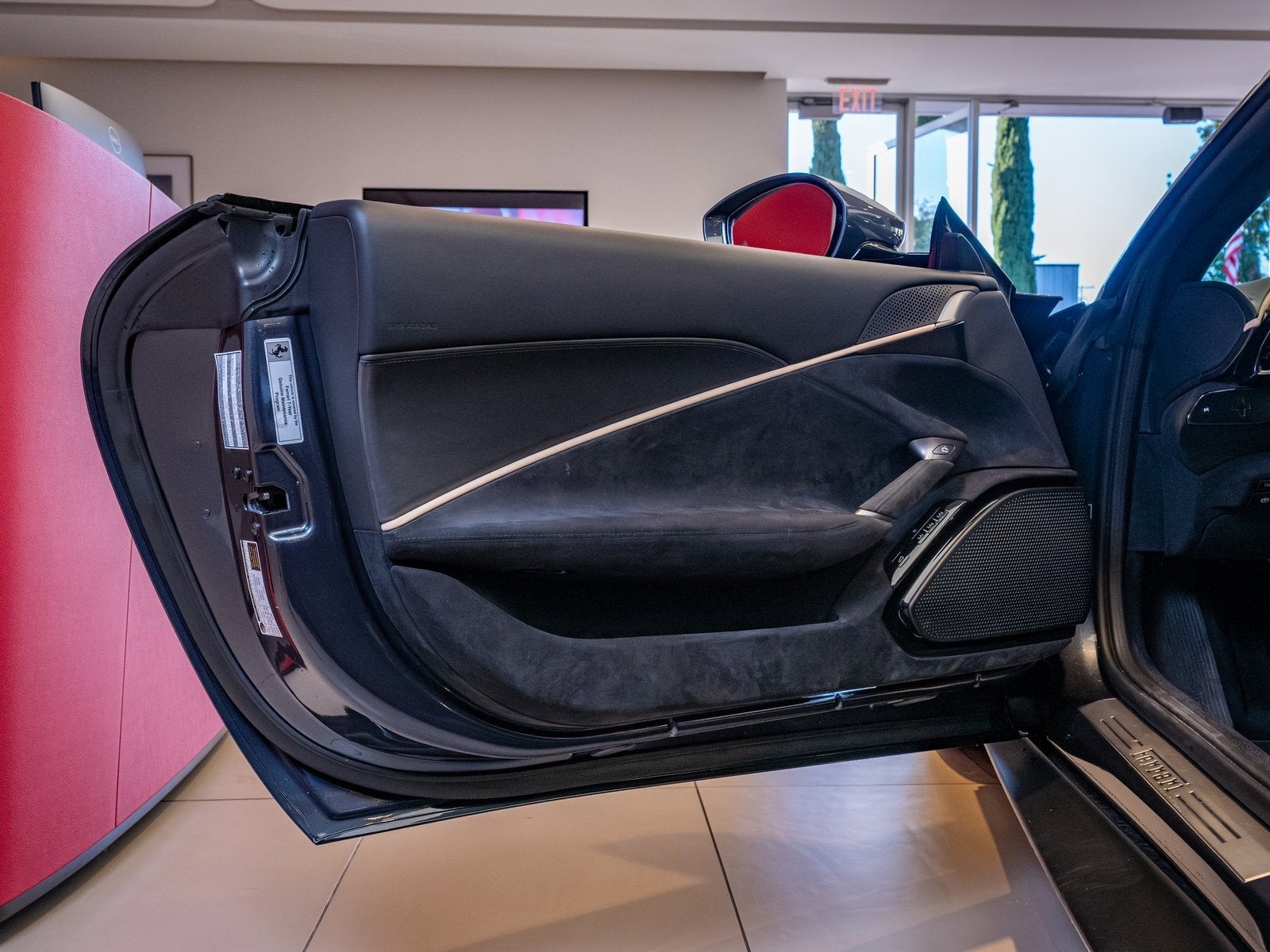 2024 Ferrari Roma Spider Base