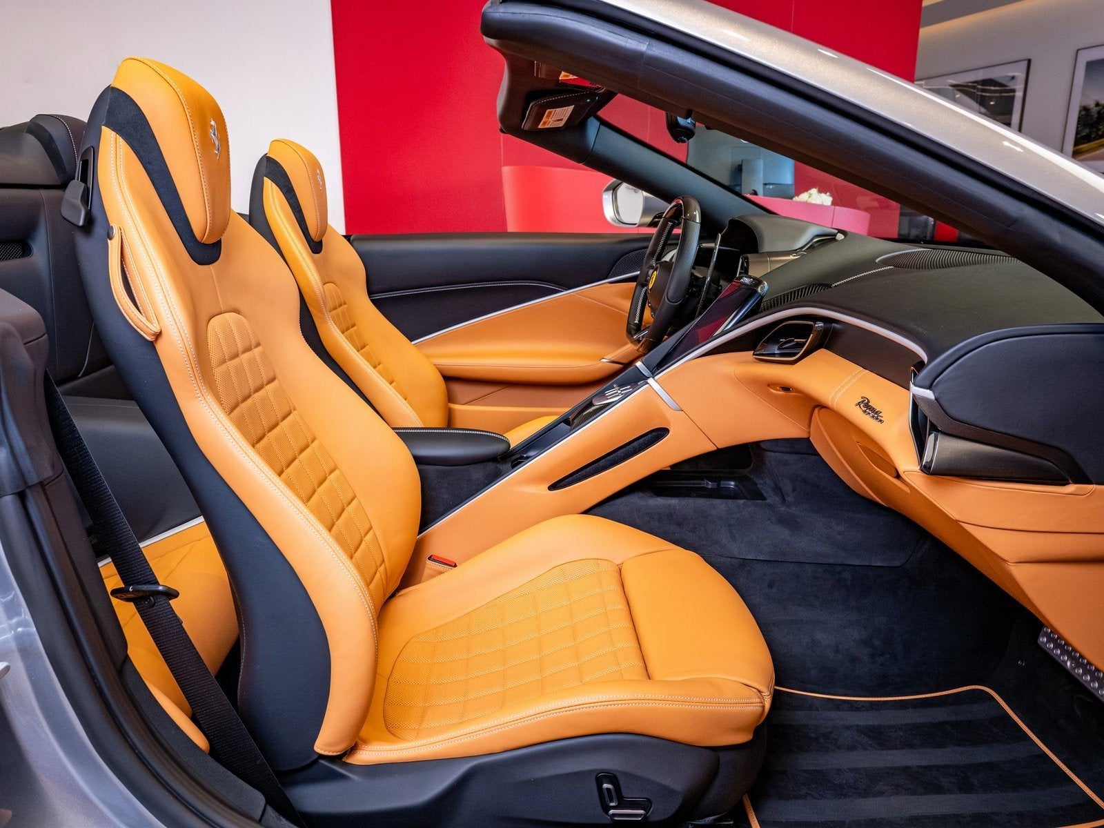 2024 Ferrari Roma Spider Base