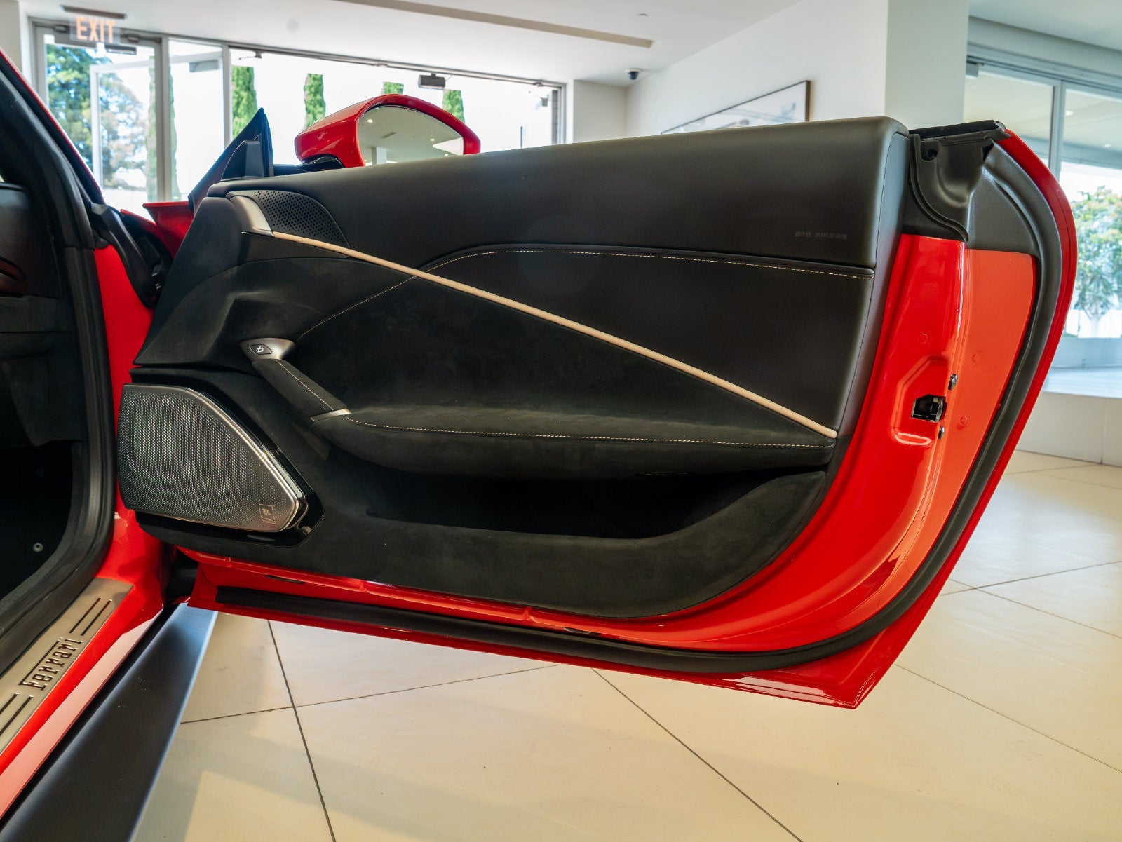 2026 Ferrari Roma Spider Base