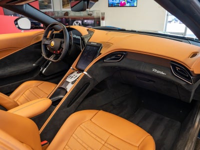 2025 Ferrari Roma Spider Base