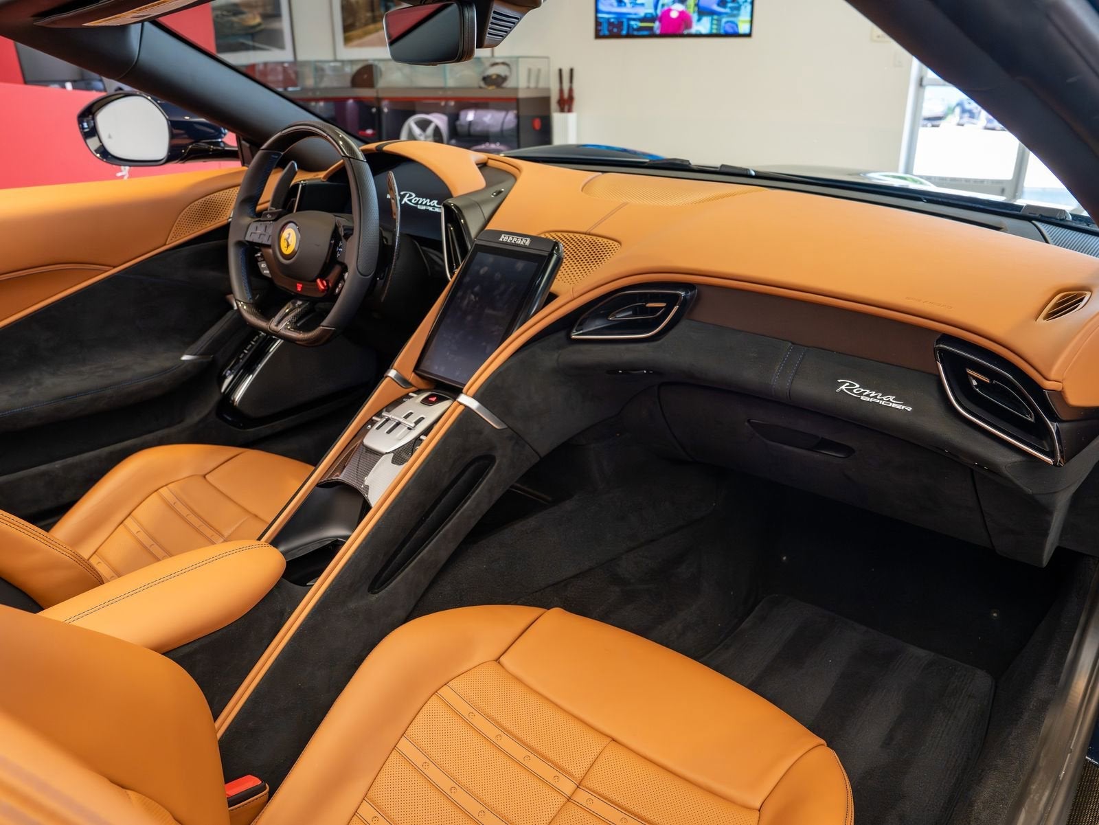 2025 Ferrari Roma Spider Base