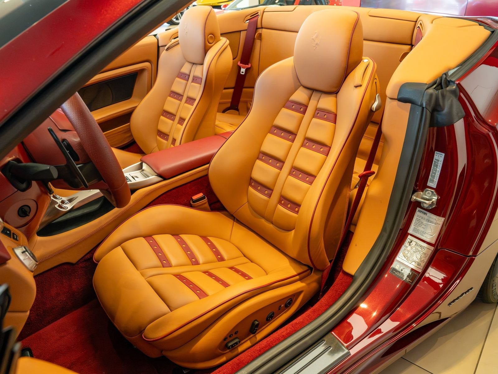 2010 Ferrari California Base