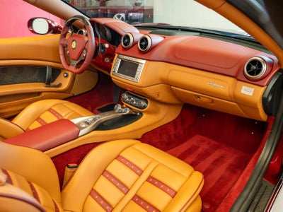 2010 Ferrari California Base