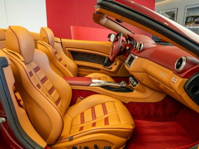 2010 Ferrari California Base