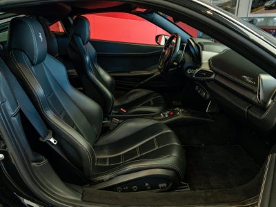 2014 Ferrari 458 Italia Base
