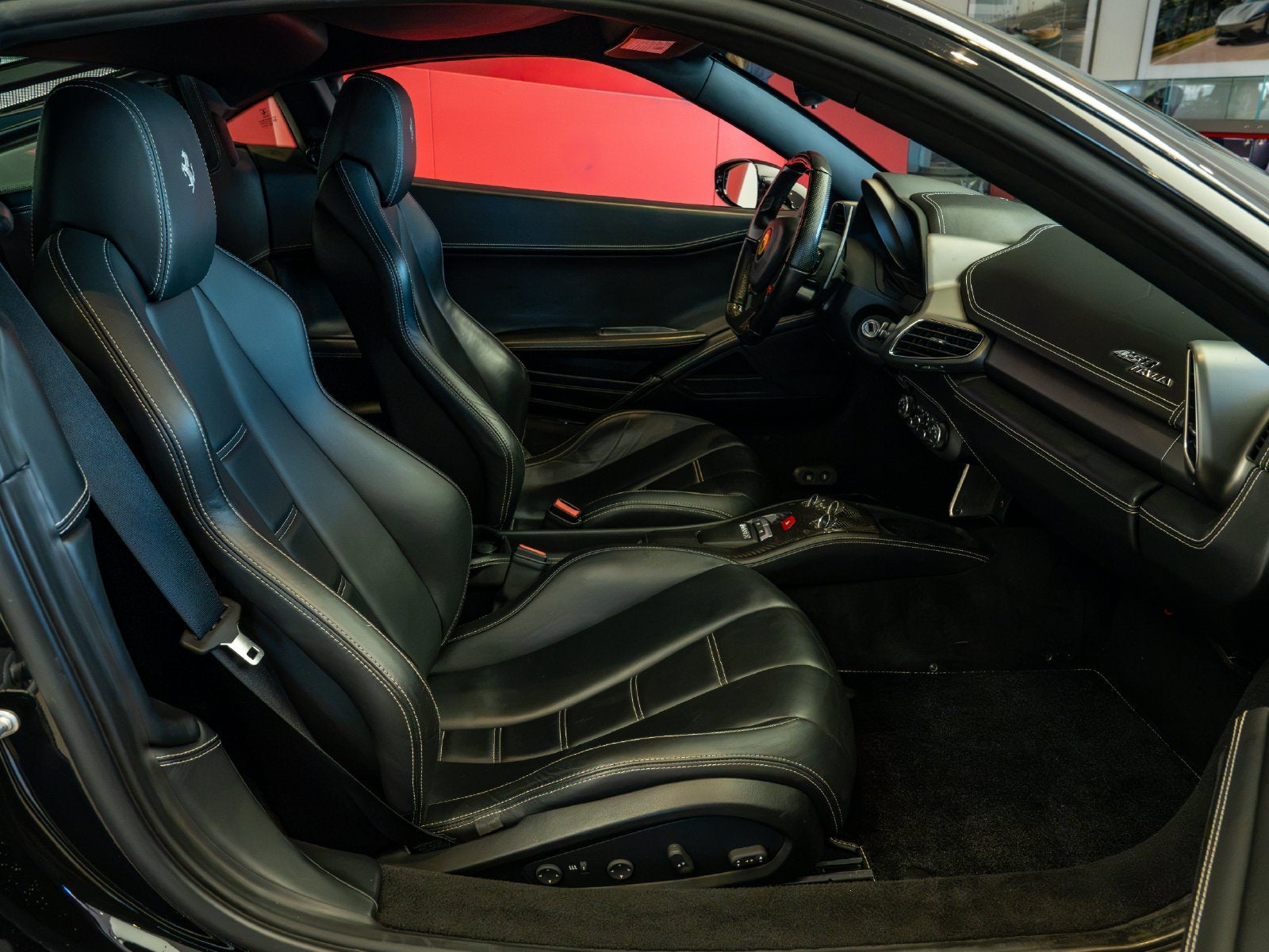 2014 Ferrari 458 Italia Base
