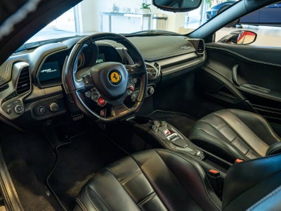2014 Ferrari 458 Italia Base