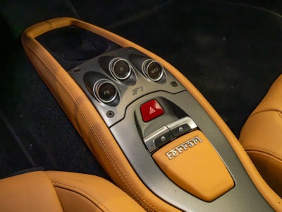 2011 Ferrari 458 Italia Base