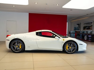 2015 Ferrari 458 Spider Base