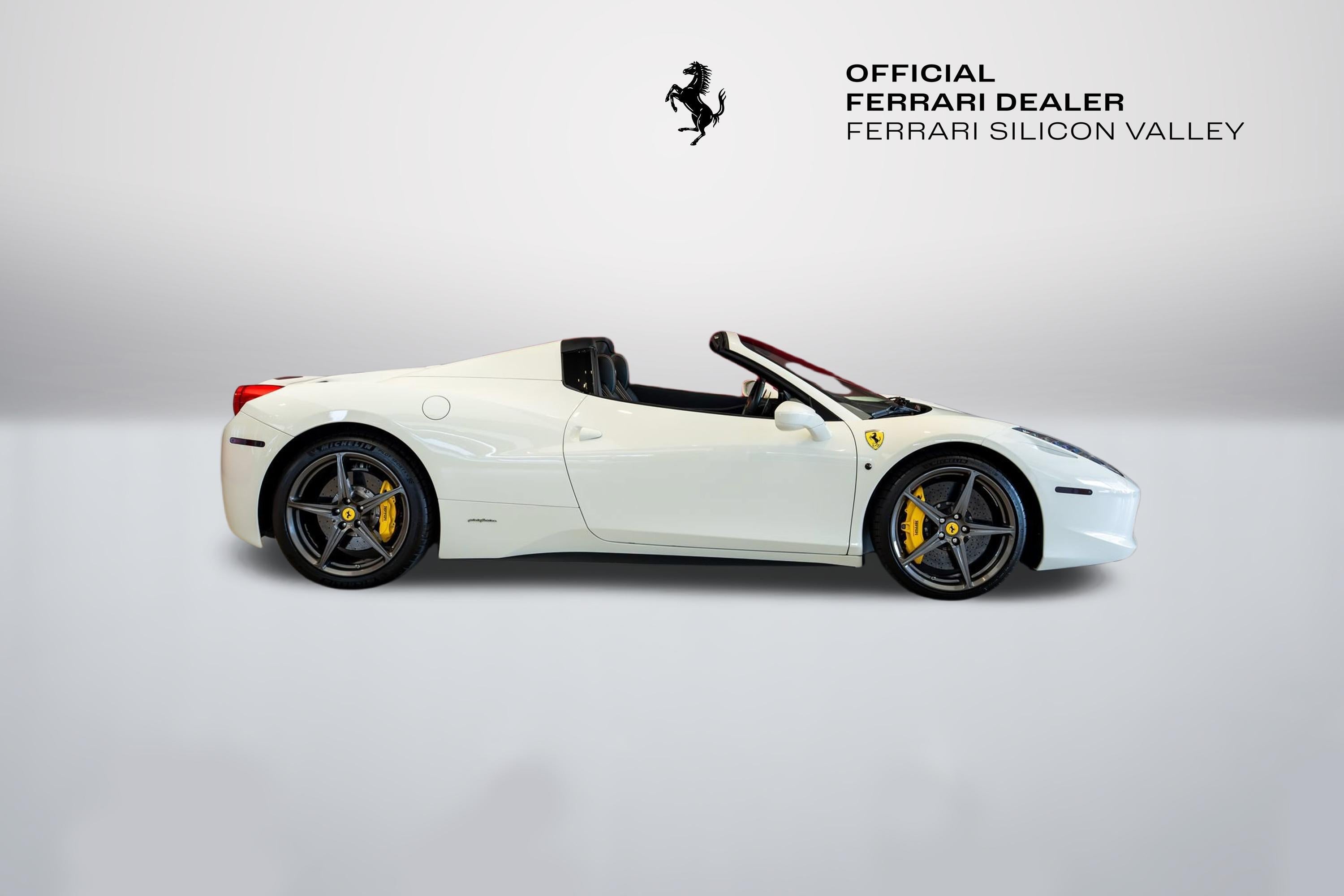 2015 Ferrari 458 Spider Base