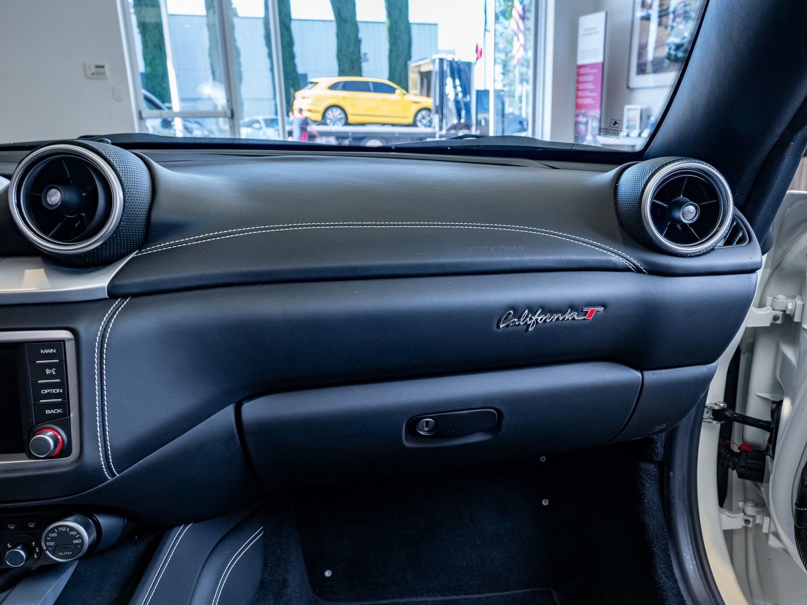 2016 Ferrari California T