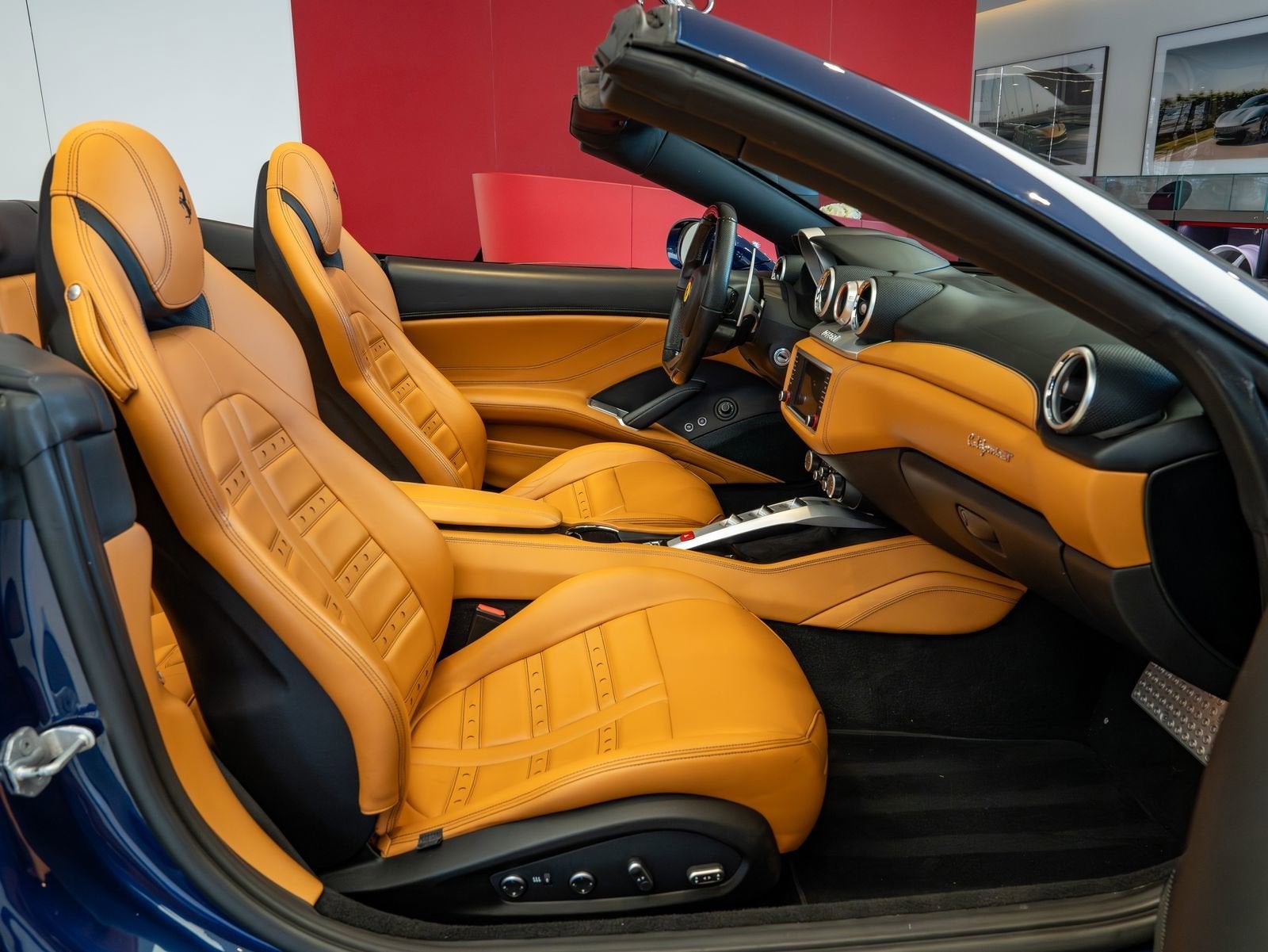2016 Ferrari California T