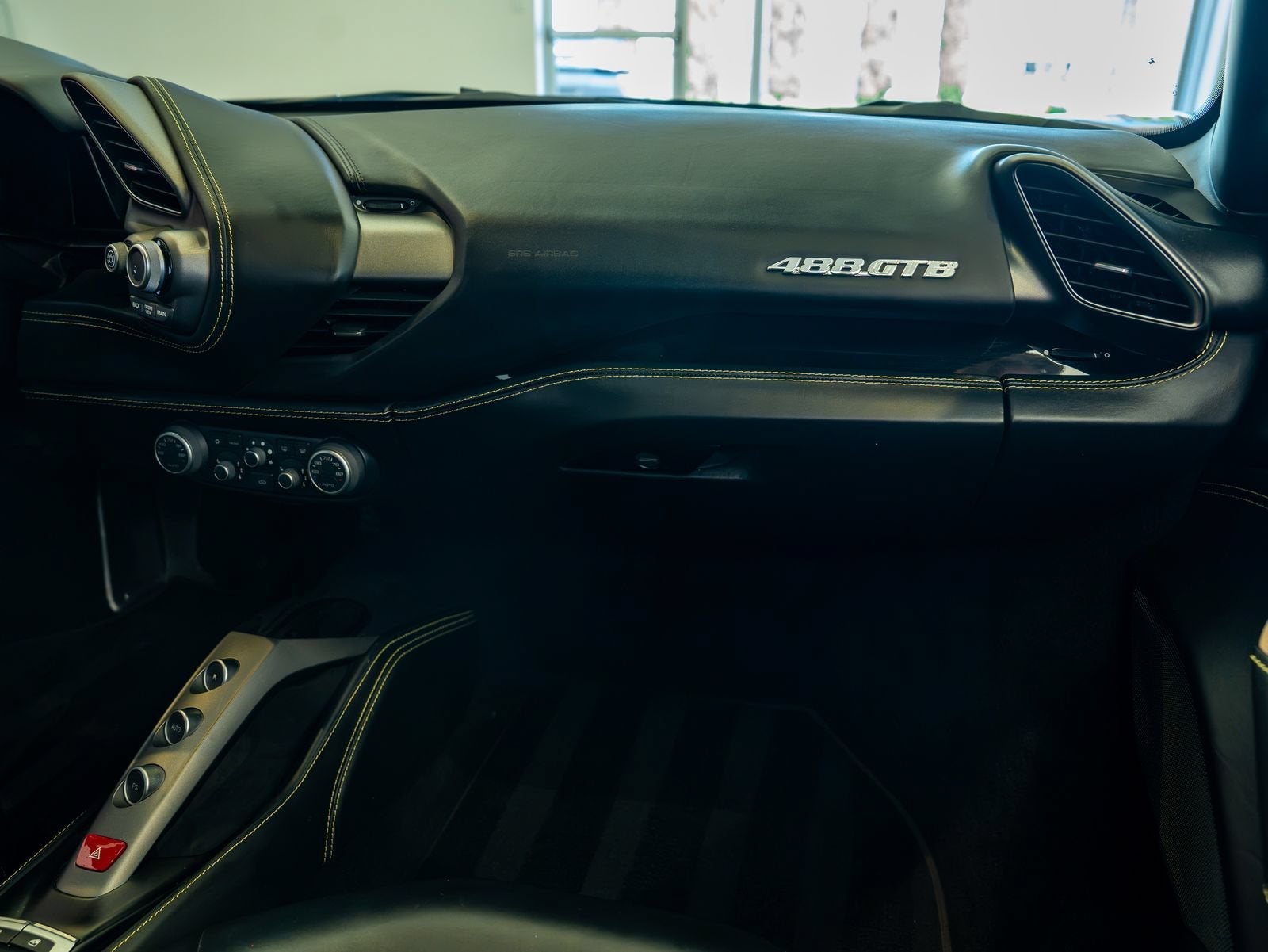 2016 Ferrari 488 GTB Base
