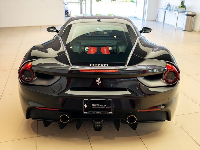 2016 Ferrari 488 GTB Base