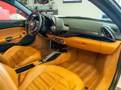 2016 Ferrari 488 GTB Base