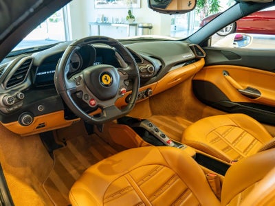 2016 Ferrari 488 GTB Base