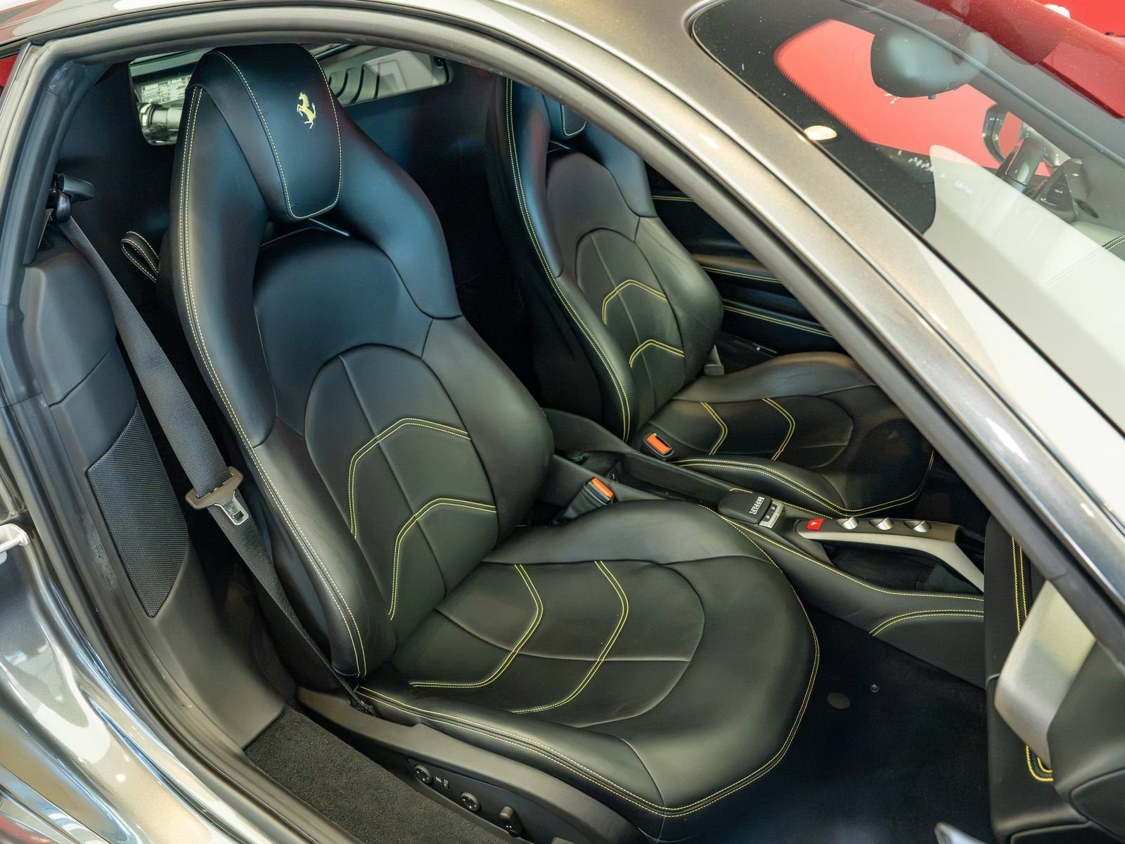 2017 Ferrari 488 GTB Base