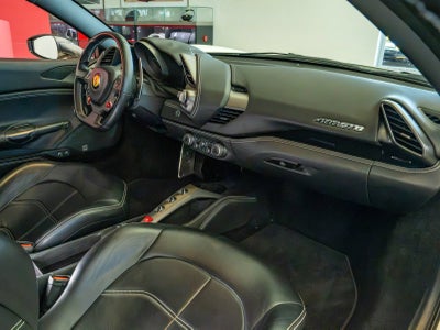 2016 Ferrari 488 GTB Base