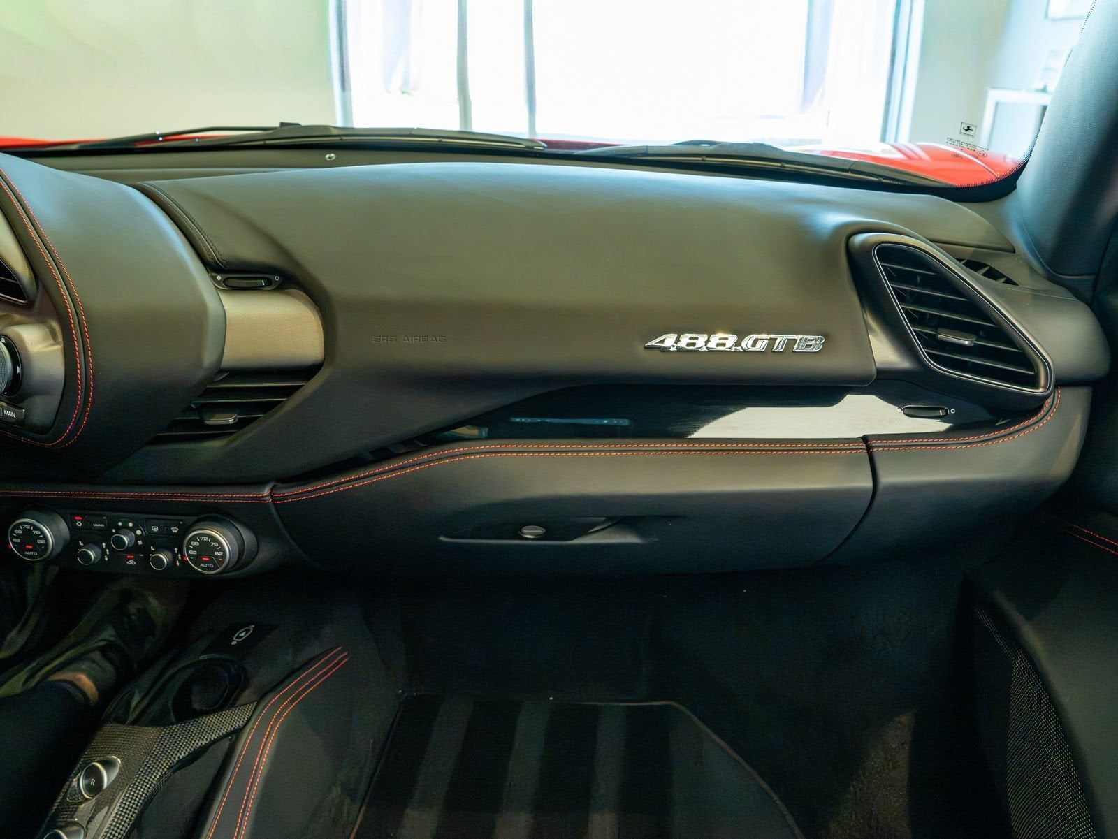 2019 Ferrari 488 GTB Base